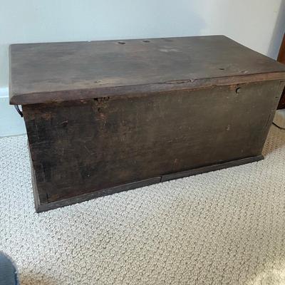Hand Carved Rustic Wooden Chest (UB3-SS)