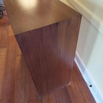 Wire Front Cabinet (LR-BBL)