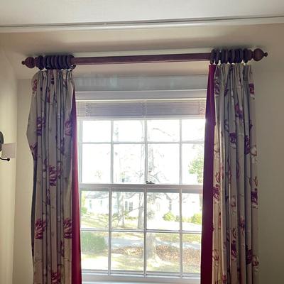 Floral Queen Duvet Set w/ Eight Drapes (UB3-KW)