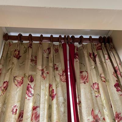 Floral Queen Duvet Set w/ Eight Drapes (UB3-KW)