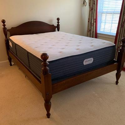 Queen Cannonball Style Bed Frame (UB3-KW)