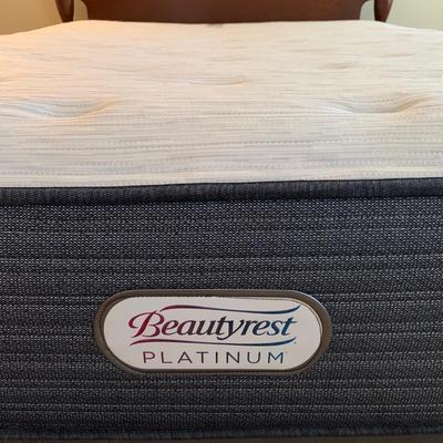 Queen Cannonball Style Bed Frame (UB3-KW)