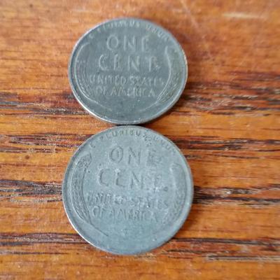 LOT 34 TWO 1943 STEEL CENTS