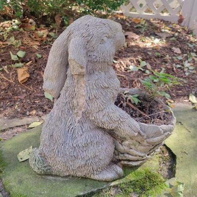 Rabbit Yard Art (BY-DW)