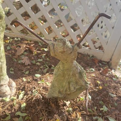 Cement Yard Art (BY-DW)