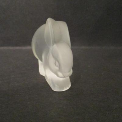 Lalique Crystal Bunny Figurine Paperweight