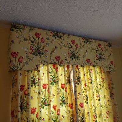 Floral Curtains w/ Cornices (LR-BBL)