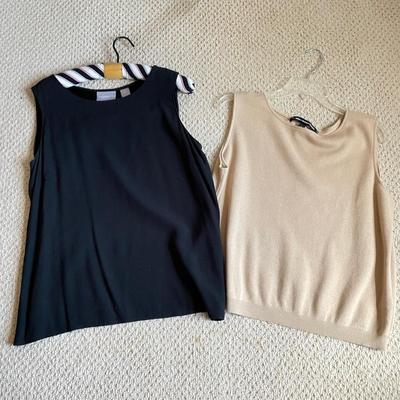 Cardigans and Business Tops Size Large (UB3-SS)