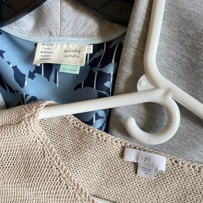 Cardigans and Business Tops Size Large (UB3-SS)