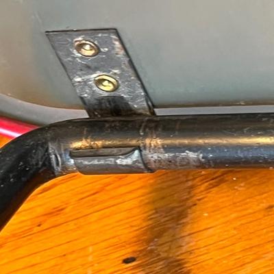Roses Metal TV tray