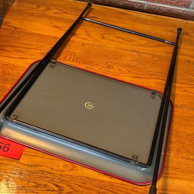 Roses Metal TV tray