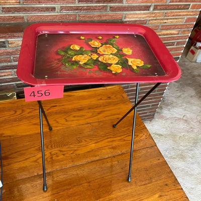 Roses Metal TV tray