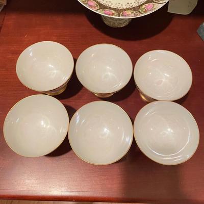 Fine Bone China Coups & Footed Plate (K-SS)