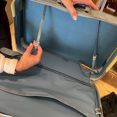 2 suit cases