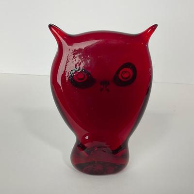 -48- VIKING Mid Century Ruby Red Large Owl Paperweight