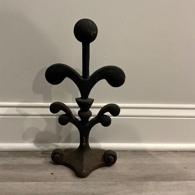 144 Iron Decorative Door Stop