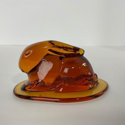 -67- VIKING | Mid Century Amber Crouching Rabbit
