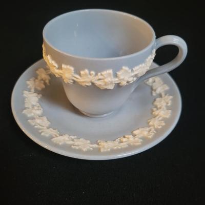 Wedgwood Teacups and Mustershutz Tea Set (K-DW)