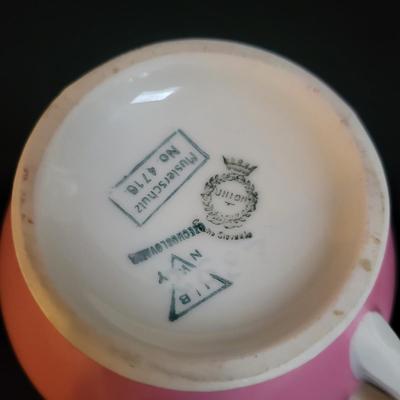 Wedgwood Teacups and Mustershutz Tea Set (K-DW)