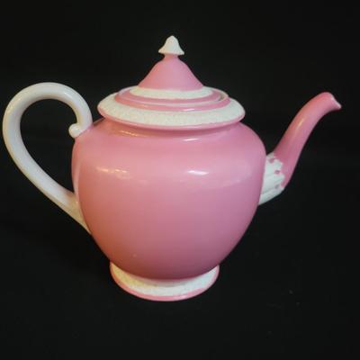 Wedgwood Teacups and Mustershutz Tea Set (K-DW)