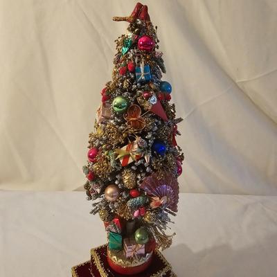 Collection of Christmas Music Boxes  (L-JS)