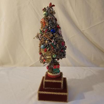 Collection of Christmas Music Boxes  (L-JS)