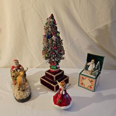 Collection of Christmas Music Boxes  (L-JS)