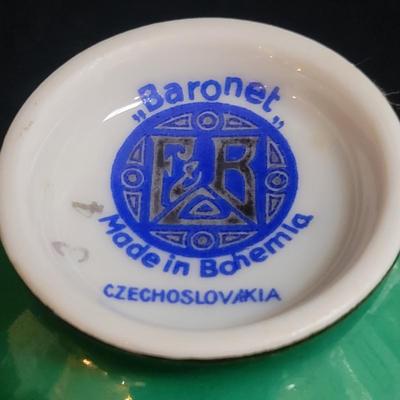 Baronet Bohemia Czech Demitasse Teacups and Saucers Flowers Trim Gold (K-DW)