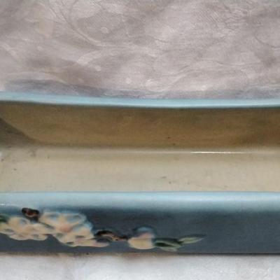 1948 Roseville Pottery Blue Apple Blossom Planter Box 368-8
