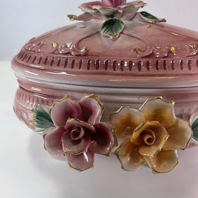 Capodimonte porcelain Vintage Flower Large Covered Bowl