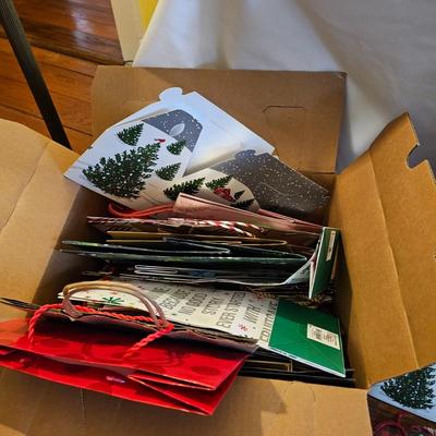 Christmas Decor, Ribbons, Bags & Tags  (L-JS)