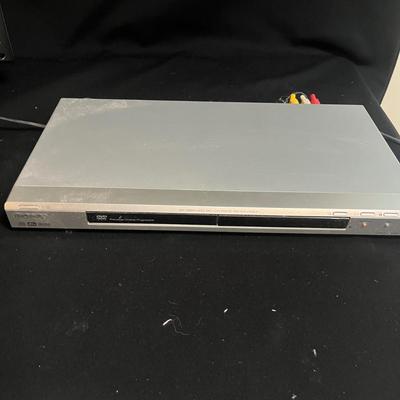 Sony DVD Player & Polaroid 15â€ TV (K-MG)