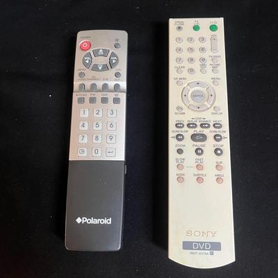 Sony DVD Player & Polaroid 15â€ TV (K-MG)