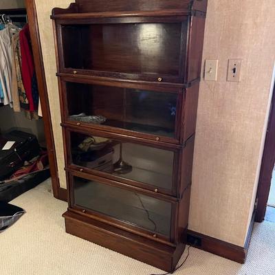 Lawyers Bookcase Display Cabinet (UB-MK)