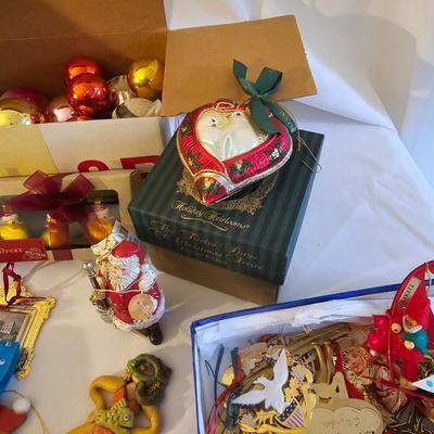 Mega Ornament Assortment  (L-JS)