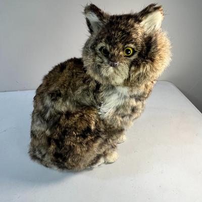 REALISTIC LIFE SIZE CAT MADE OF RABBIT FUR?