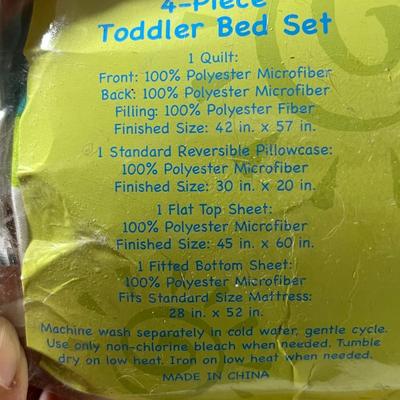 TODDLER BEDDING SET: BEDSPREAD, TOP & BOTTOM SHEET, PILLOWCASE- NEW IN PKG.
