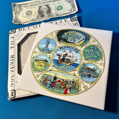 SOUVENIR COLORFUL CERAMIC TRIVET/TILE PLYMOUTH MASSACHUSSETS NEW IN PKG.