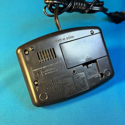 SMALL SHARP ELECTRIC ALARM CLOCK