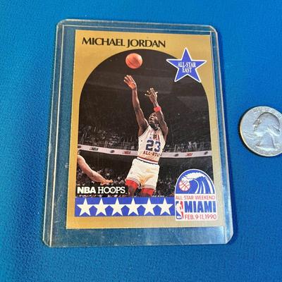 NBAHOOPS MICHAEL JORDAN BASKETBALL CARD- ALL-STAR WEEKEND MIAMI 1990 