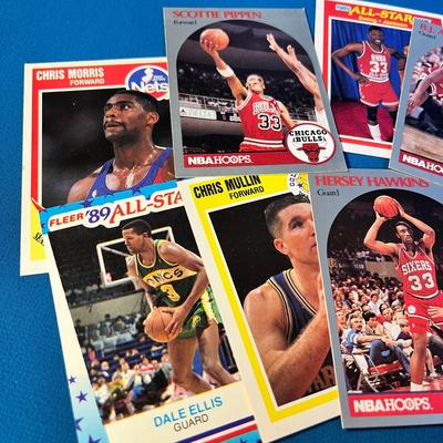 GROUP OF 10 BASKETBALL CARDS from 1989-90- VARIOUS PLAYERS