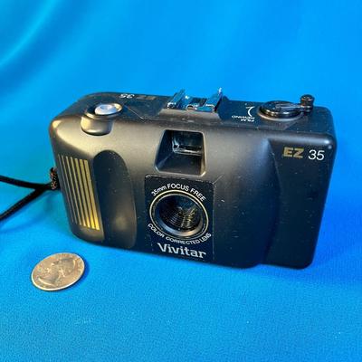 VIVITAR 35 mm FILM CAMERA "EZ35" MODEL