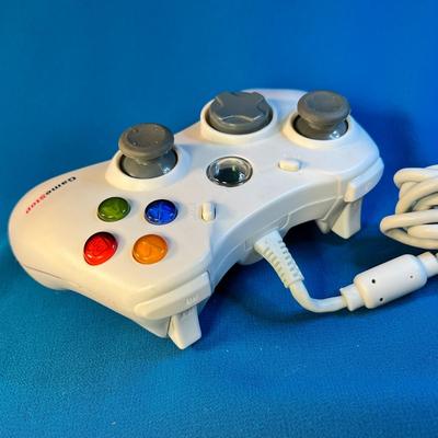 XBOX CONTROLLER FROM GAMESTOP 
