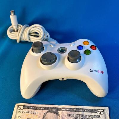 XBOX CONTROLLER FROM GAMESTOP 