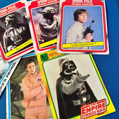 OVER 150 STAR WARS COLLECTIBLE CARDS