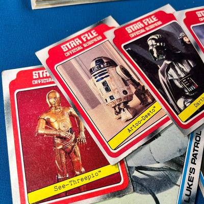 OVER 150 STAR WARS COLLECTIBLE CARDS
