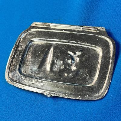 EMBOSSED METAL FANCY BOX LID w/KING, COURT SCENE