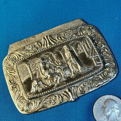 EMBOSSED METAL FANCY BOX LID w/KING, COURT SCENE
