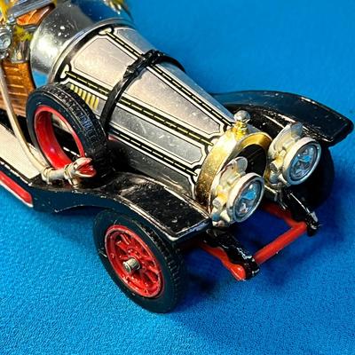 CORGI TOYS "CHITTY CHITTY BANG BANG" CAR WITH FAMILY, SIDE WINGS