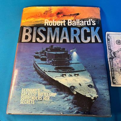 "ROBERT BALLARD'S BISMARK- GERMANY'S GREATEST BATTLESHIP SURRENDERS HER SECRETS" BOOK